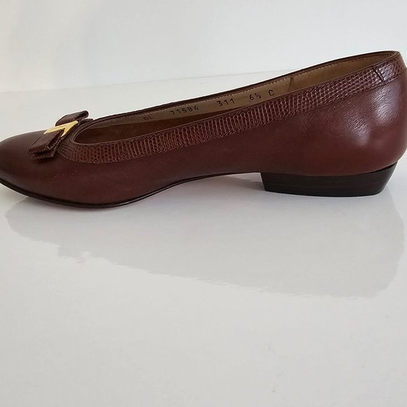 FERRAGAMO SHOES -LOW HEEL - AUTHENTIC! VINTAGE! - Picture 9 of 15